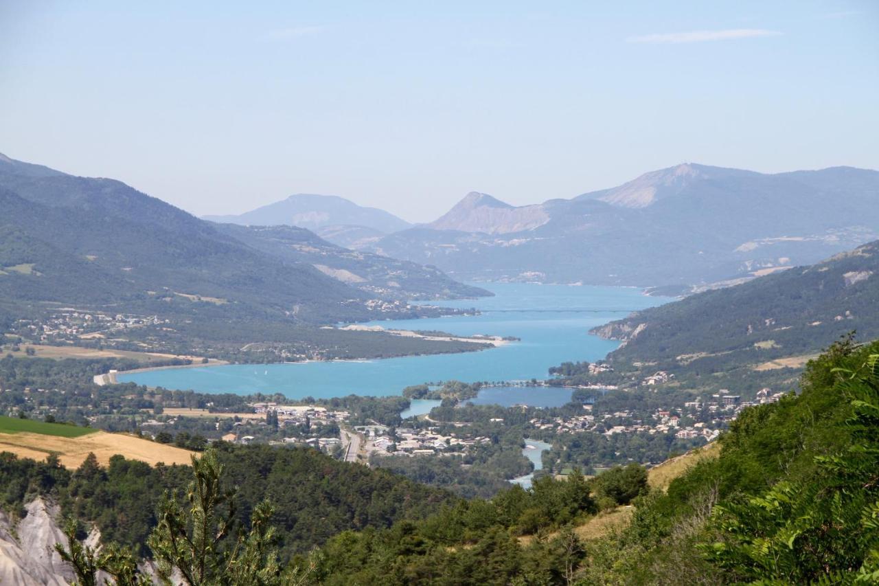 Le Vieux Chalet Bed and Breakfast Embrun Εξωτερικό φωτογραφία